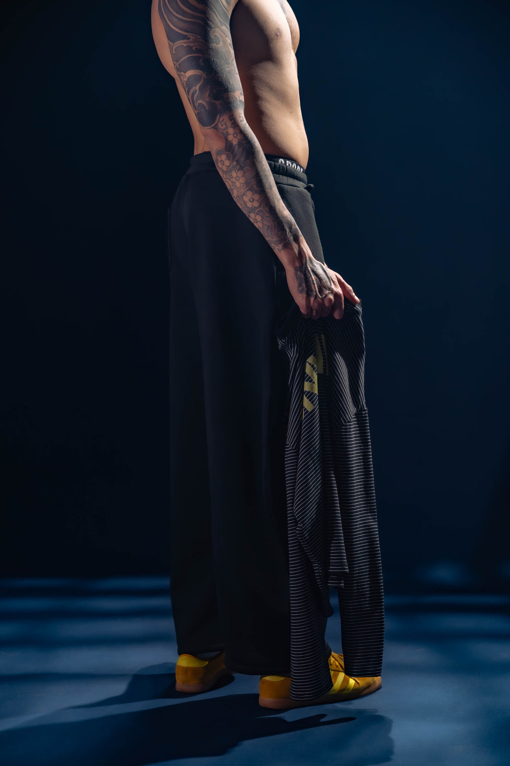 UNWAVR — Structured Wide Joggers